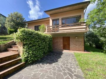 Villa in vendita a Lucca LU