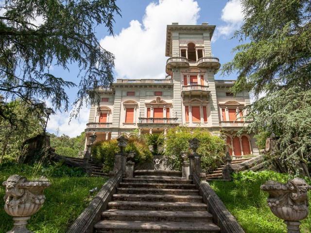 Villa in vendita a Lucca LU