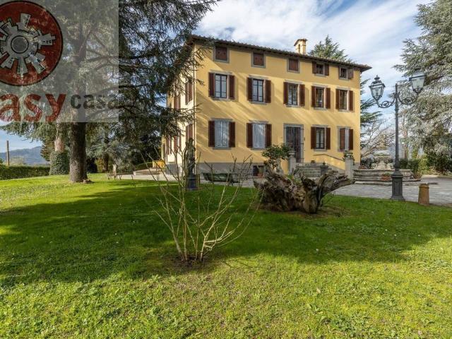 Villa in vendita a Lucca LU