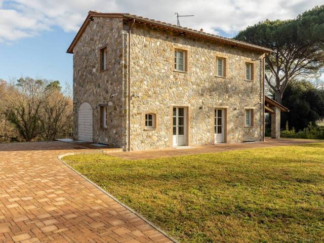 Villa in vendita a Lucca LU