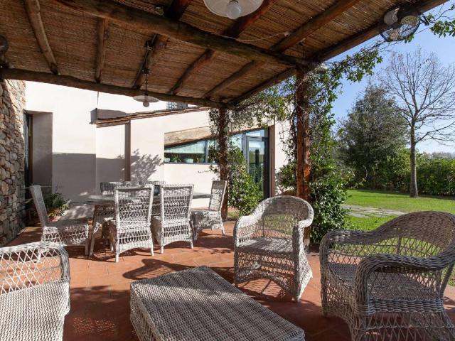 Villa in vendita a Lucca LU