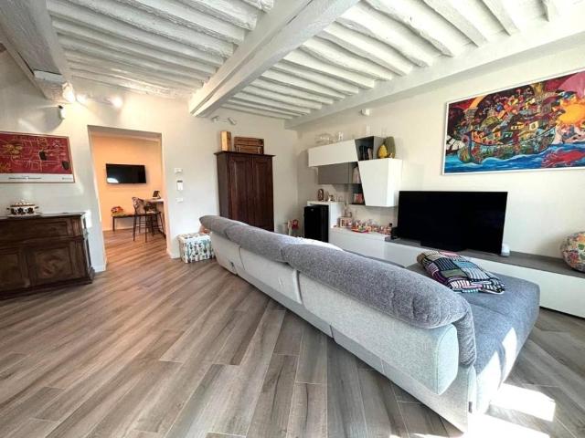Villa in vendita a Lucca LU
