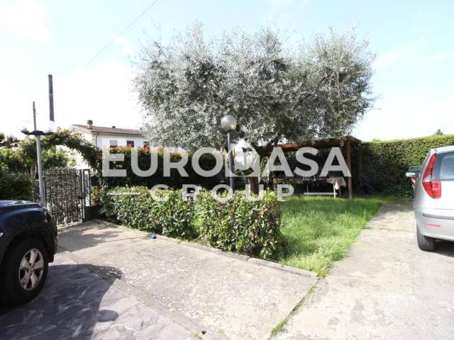Villa in vendita a Lucca LU