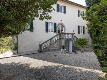 Villa in vendita a Lucca LU