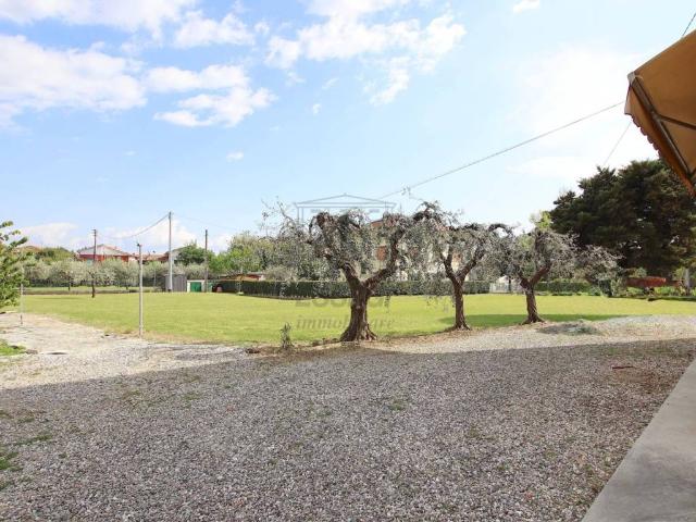 Villa in vendita a Lucca LU