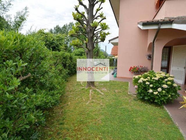 Villa in vendita a Lucca LU