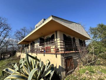 Villa in vendita a Lucca LU