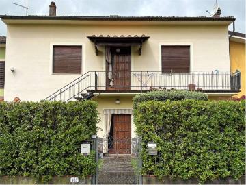Villa in vendita a Lucca LU