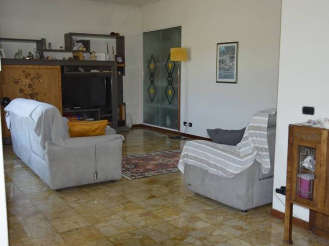 Villa in vendita a Lucca LU