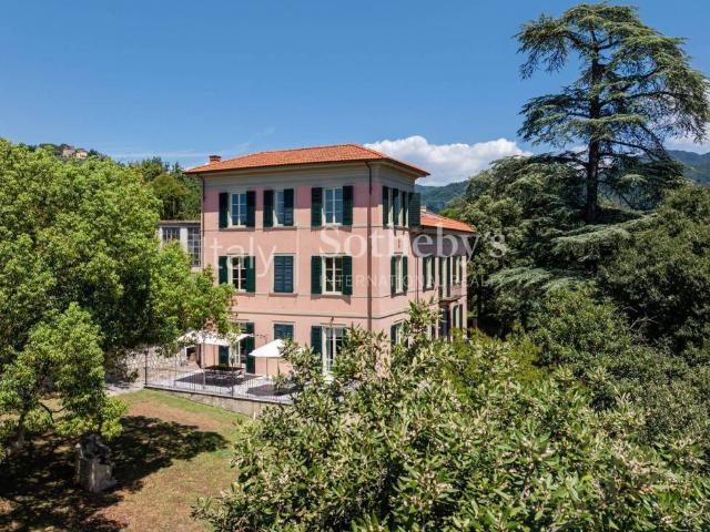 Villa in vendita a Lucca LU