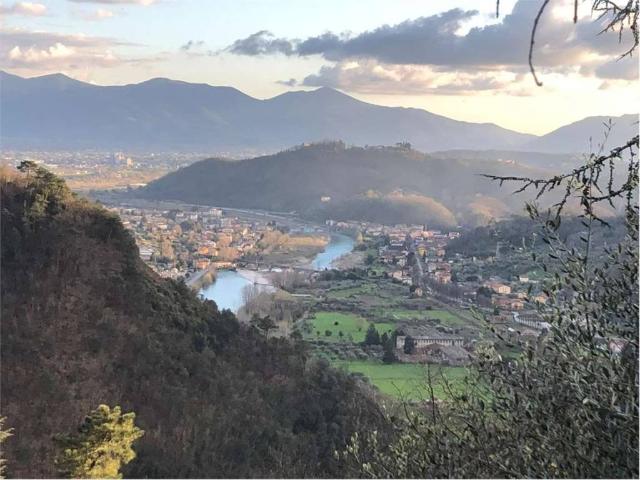 Villa in vendita a Lucca LU