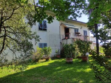 Villa in vendita a Lucca LU