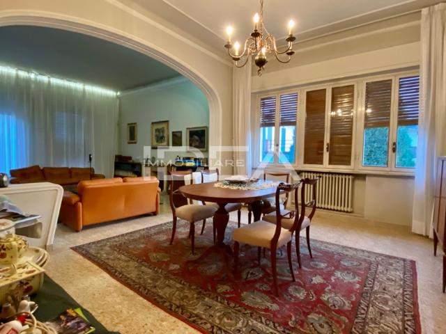 VILLA in VENDITA a LUCCA PONTE A MORIANO di 8 vani