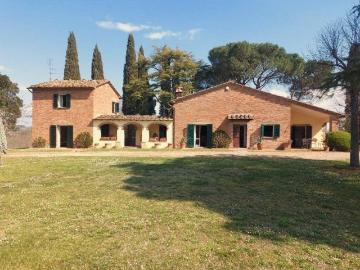 Villa in vendita a Lucignano AR