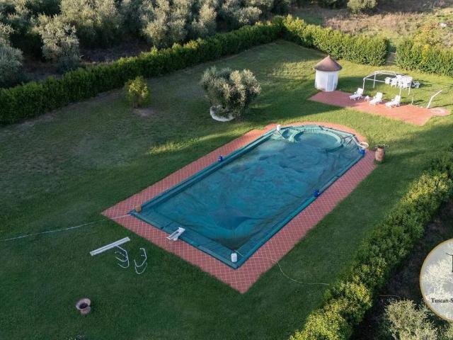 Villa in vendita a Lucignano AR
