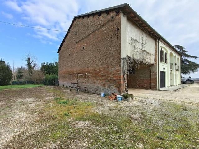 Villa in vendita a Lugo RA