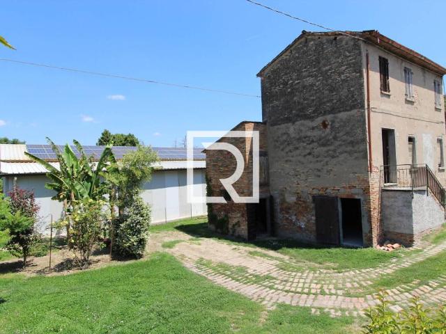 Villa in vendita a Lugo RA