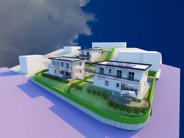 Villa in vendita a Luino VA