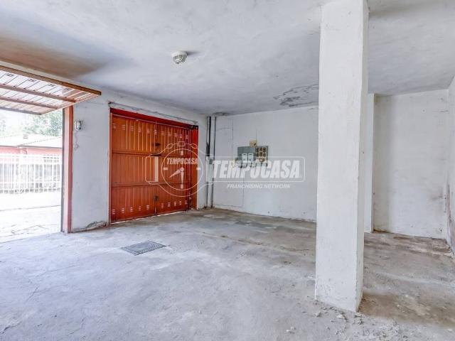 Villa in vendita a Luino VA