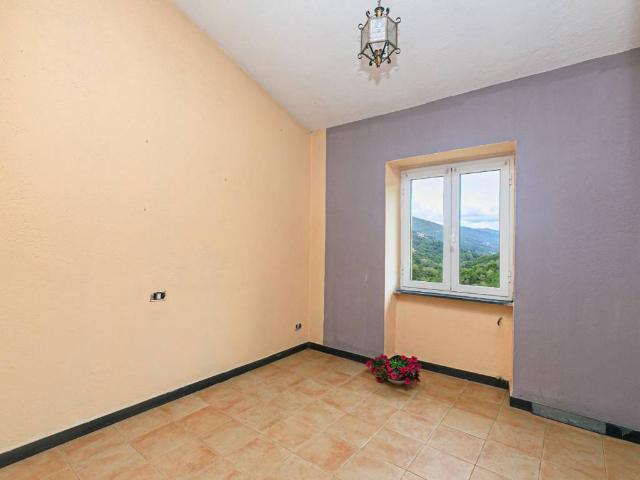 Villa in vendita a Lumarzo GE