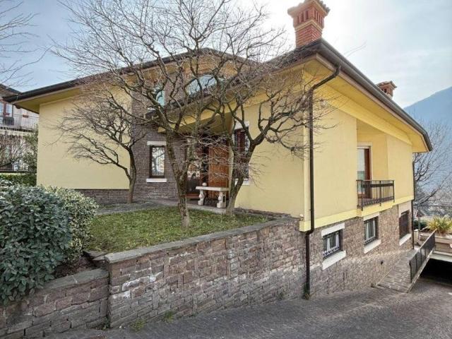 Villa in vendita a Lumezzane BS