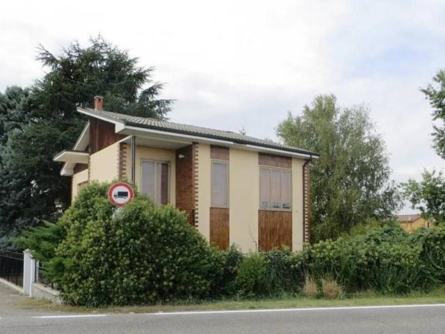 Villa in vendita a Lungavilla PV