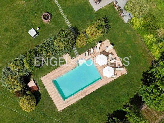 Villa in vendita a Luni SP
