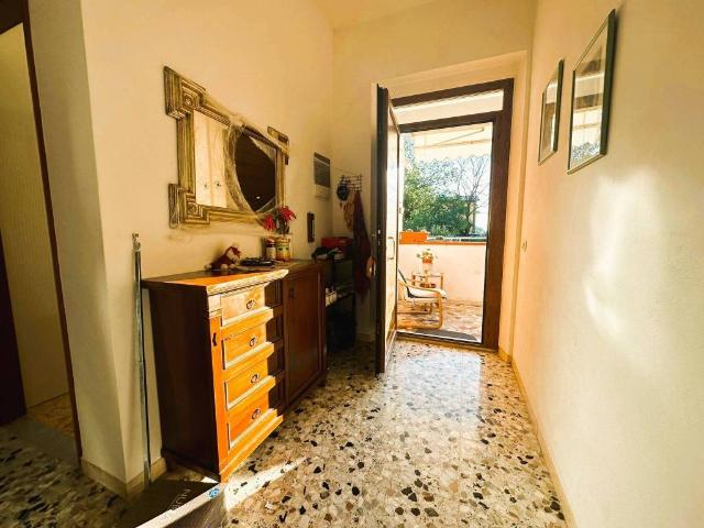 Villa in vendita a Luni SP
