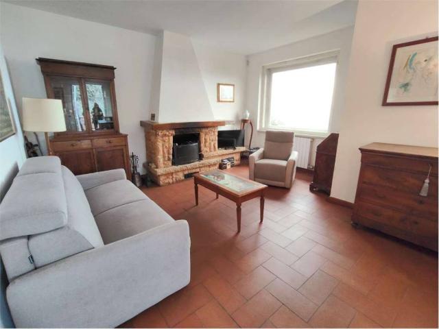 Villa in vendita a Luni SP