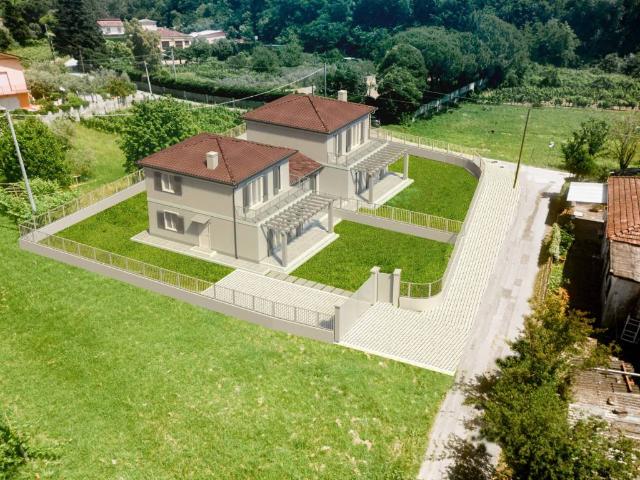 Villa in vendita a Luni SP