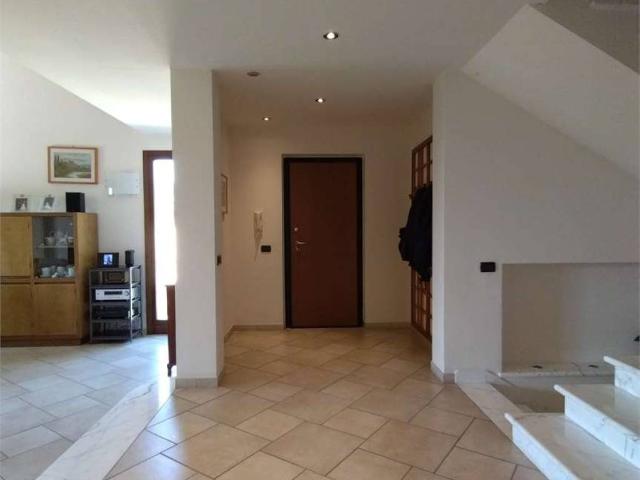 Villa in vendita a Luni SP