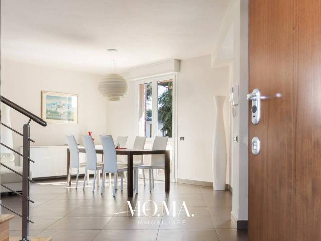 Villa in vendita a Lurago d'Erba CO