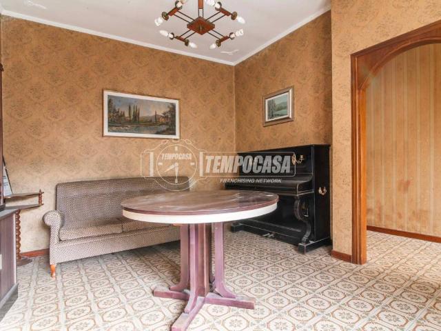Villa in vendita a Lurate Caccivio CO