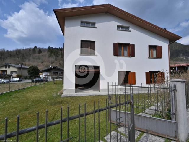 Villa in vendita a Lusevera UD