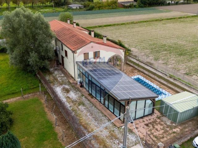 Villa in vendita a Lusia