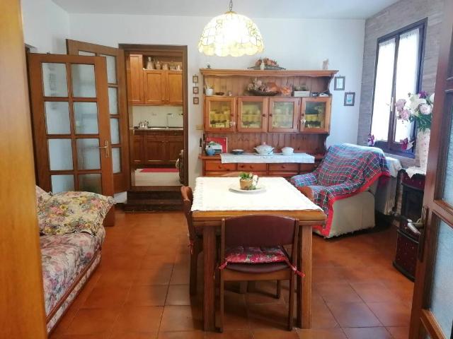 Villa in vendita a Lusia RO