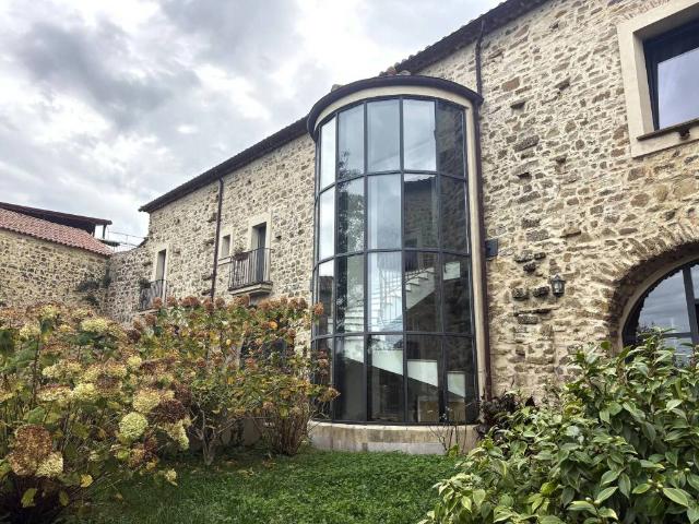 Villa in vendita a Lustra SA