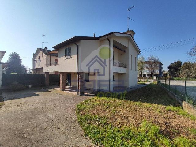 Villa in vendita a Motta Baluffi CR