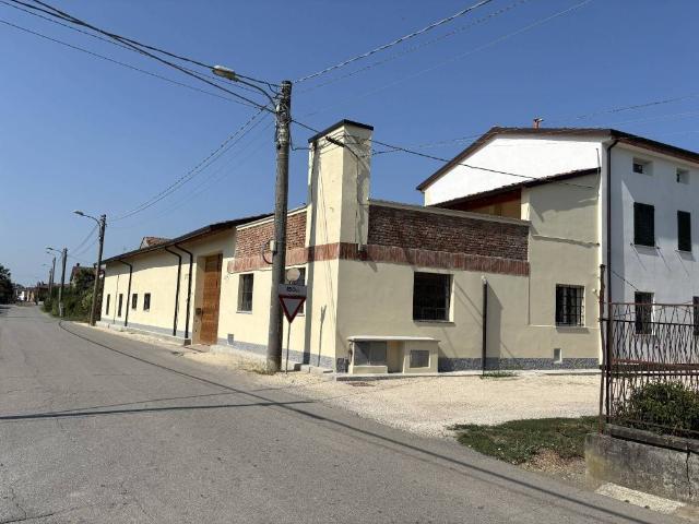 Villa in vendita a Motta Baluffi CR