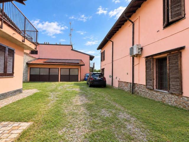 Villa in vendita a Motta Visconti MI