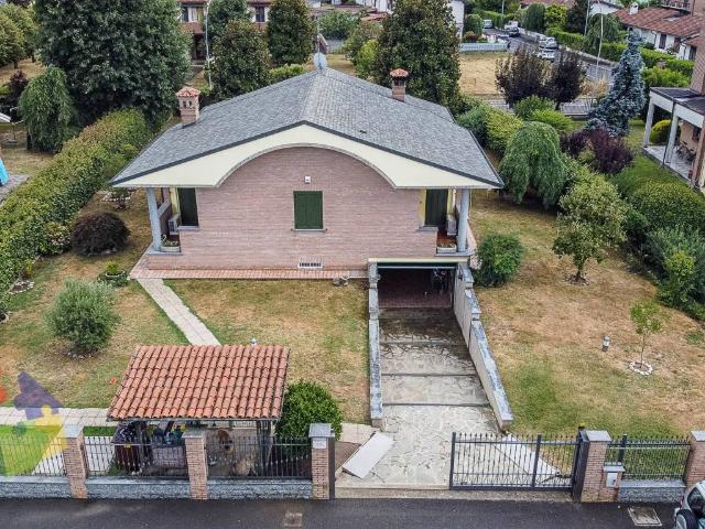Villa in vendita a Motta Visconti MI