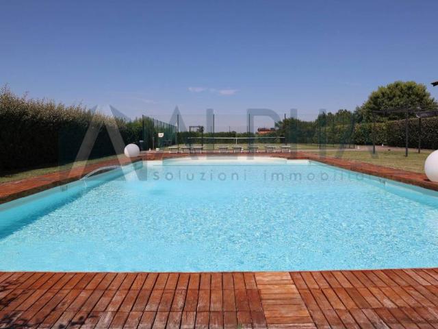Villa in vendita a Modena MO