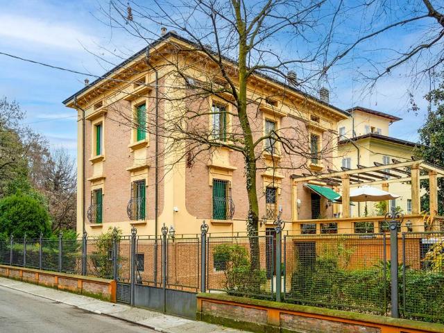 Villa in vendita a Modena MO