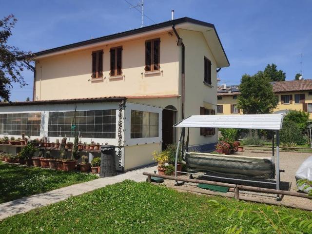 Villa in vendita a Modena MO