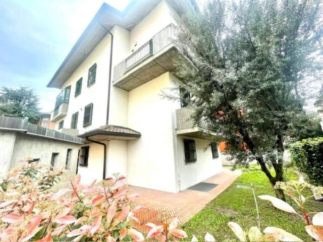 Villa in vendita a Modena MO