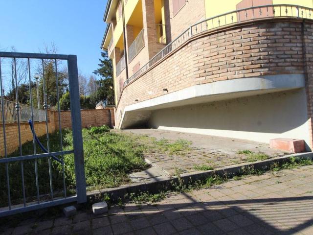 Villa in vendita a Modena MO