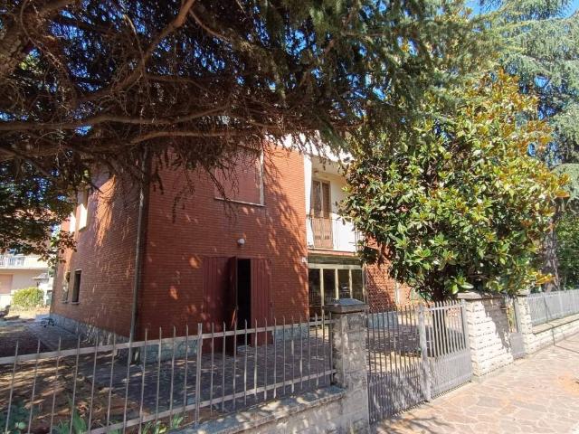Villa in vendita a Modena MO