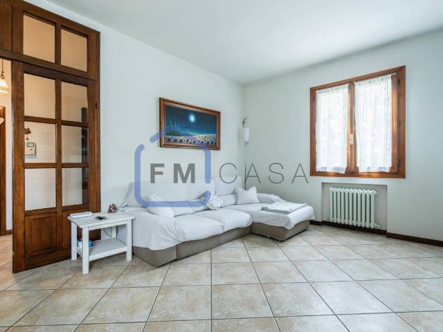 Villa in vendita a Modena MO