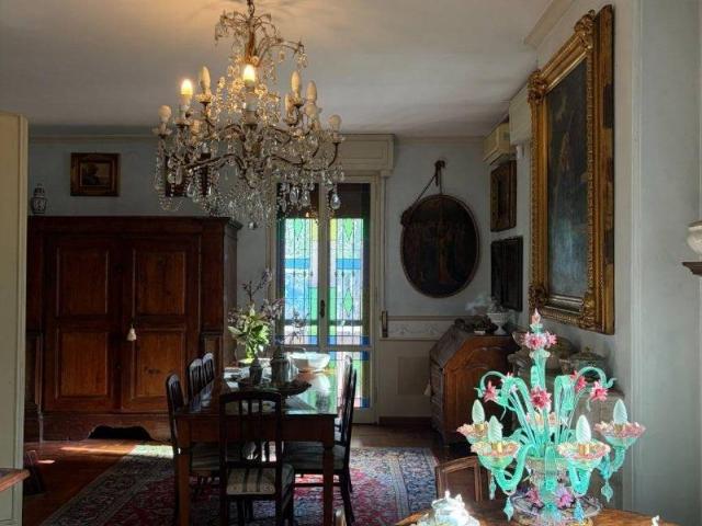 Villa in vendita a Modena MO
