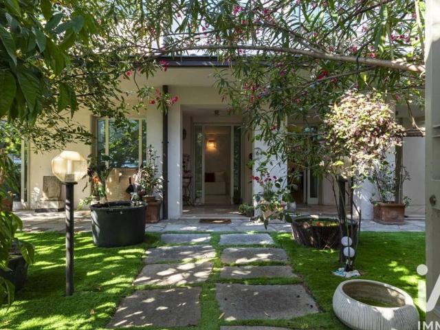 Villa in vendita a Modena MO